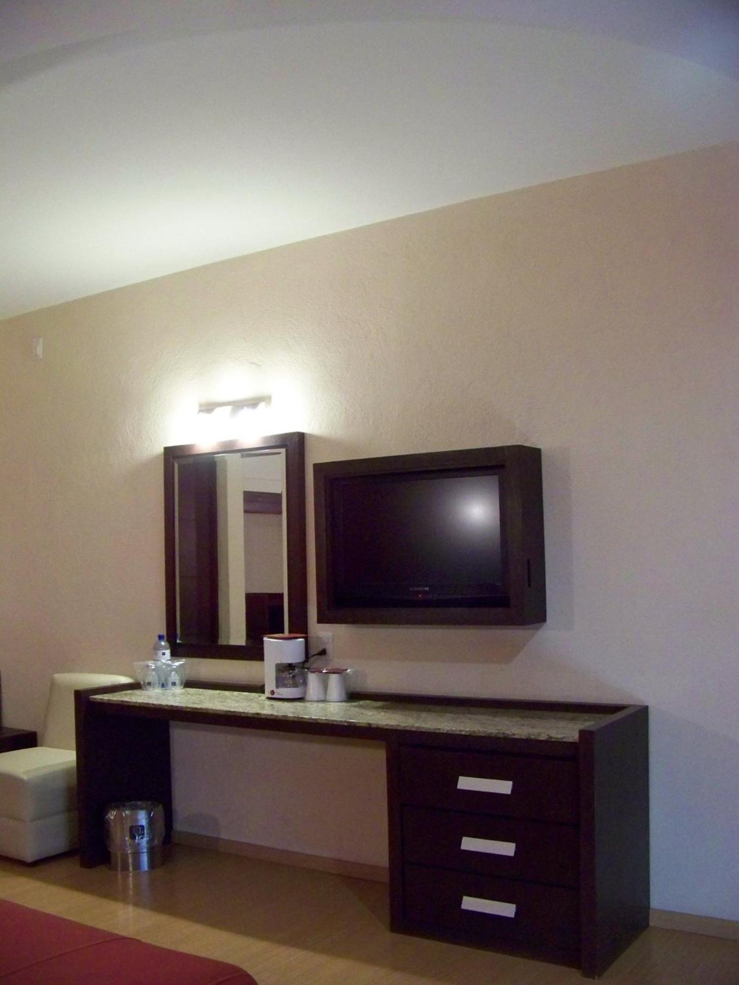 Hotel Oasis Heroica Caborca Esterno foto